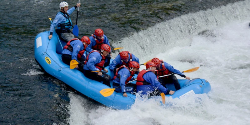 Team building e rafting